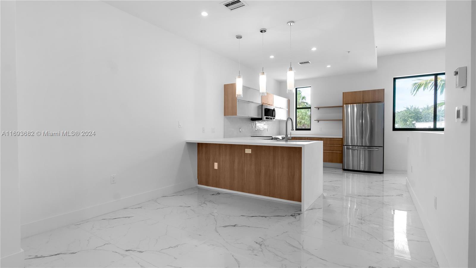 KOI PLAT - Residential