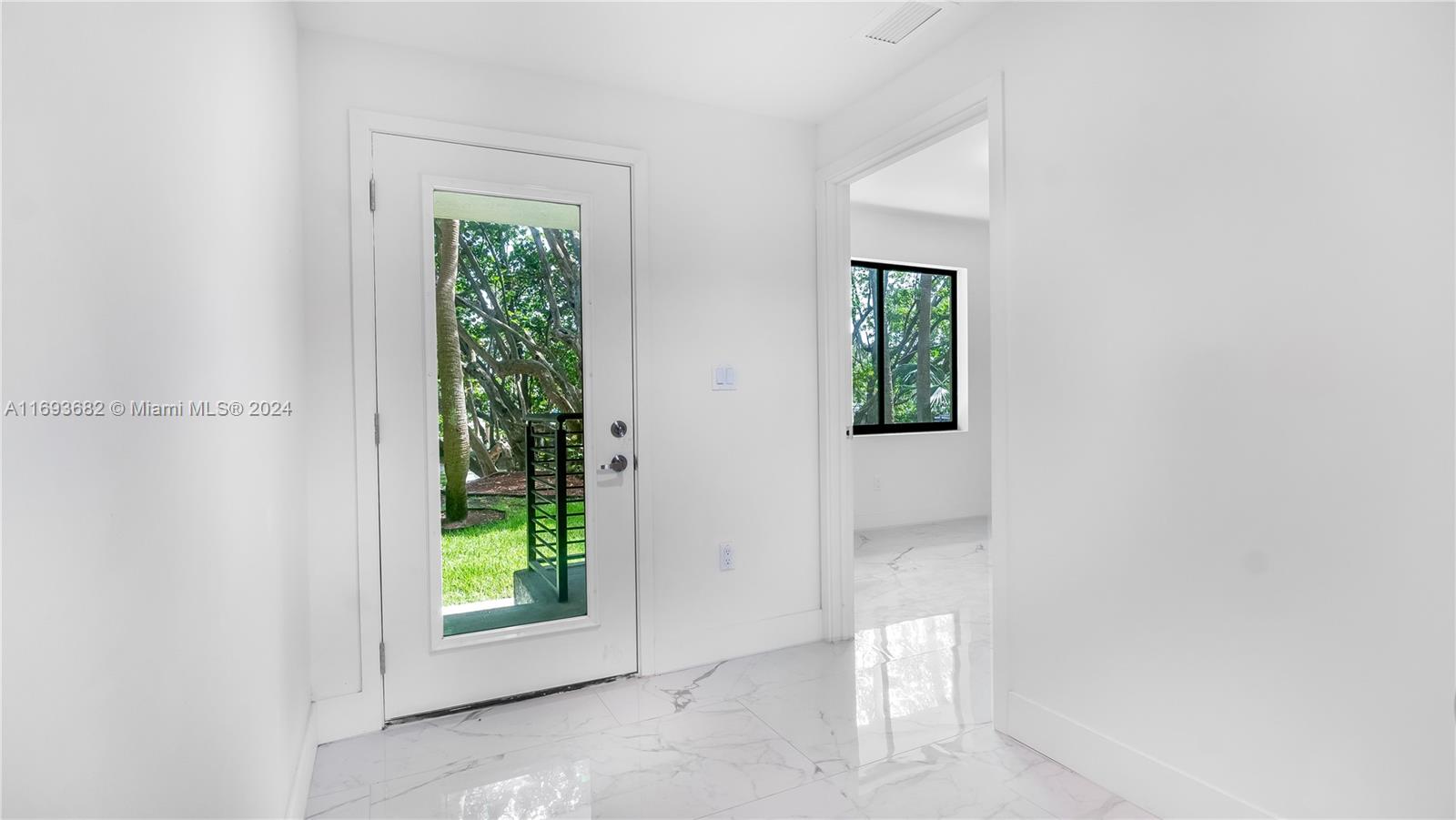 KOI PLAT - Residential