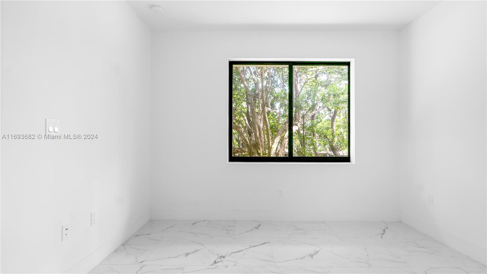 KOI PLAT - Residential