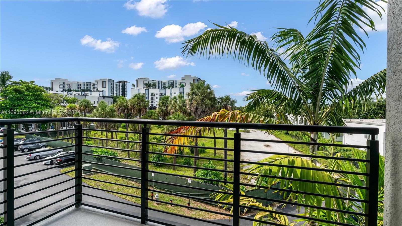 KOI PLAT - Residential