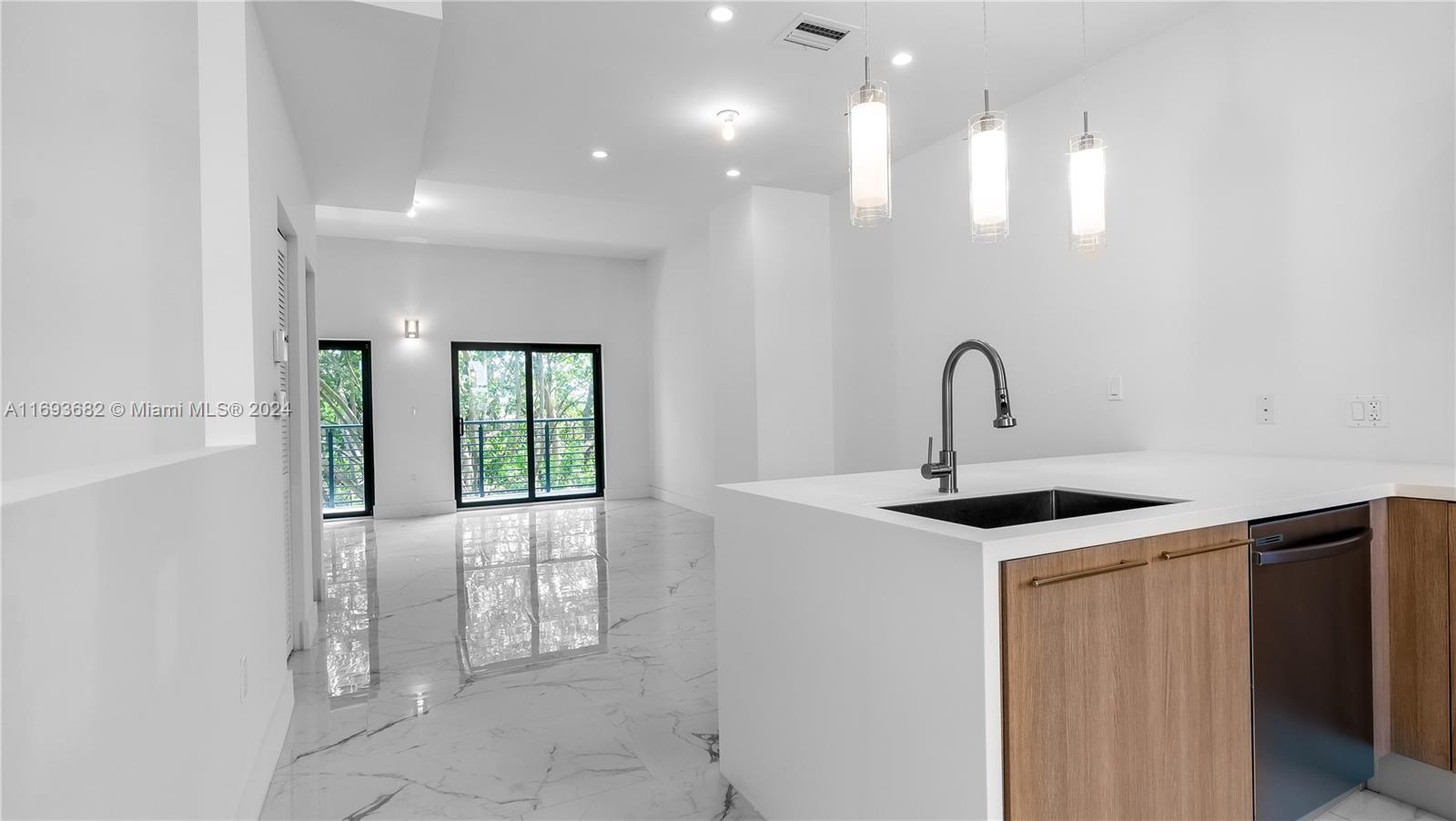 KOI PLAT - Residential