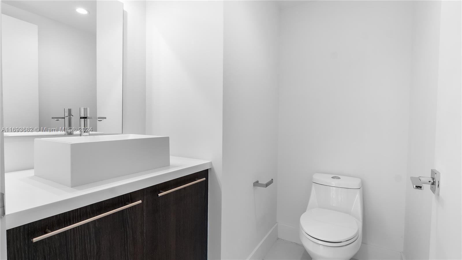 KOI PLAT - Residential