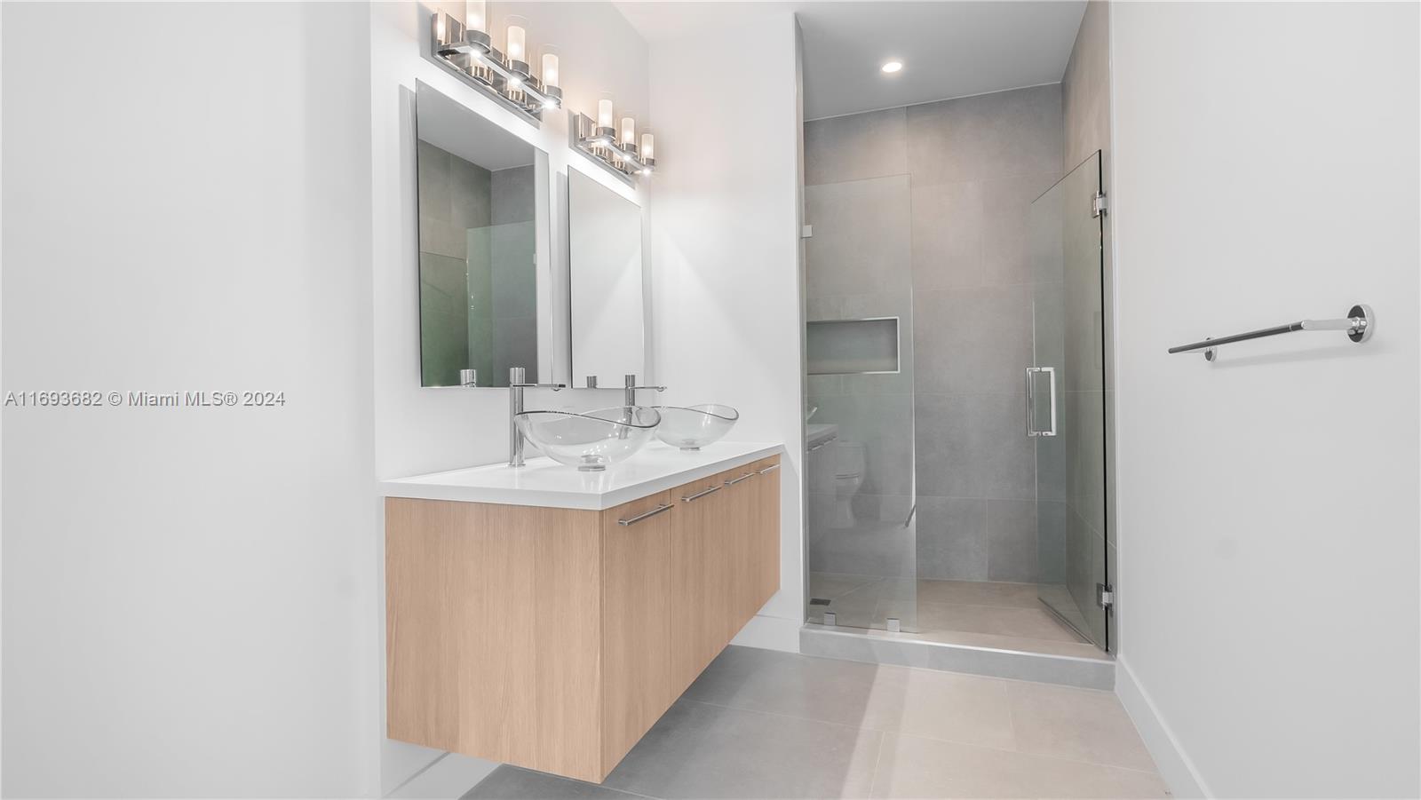 KOI PLAT - Residential