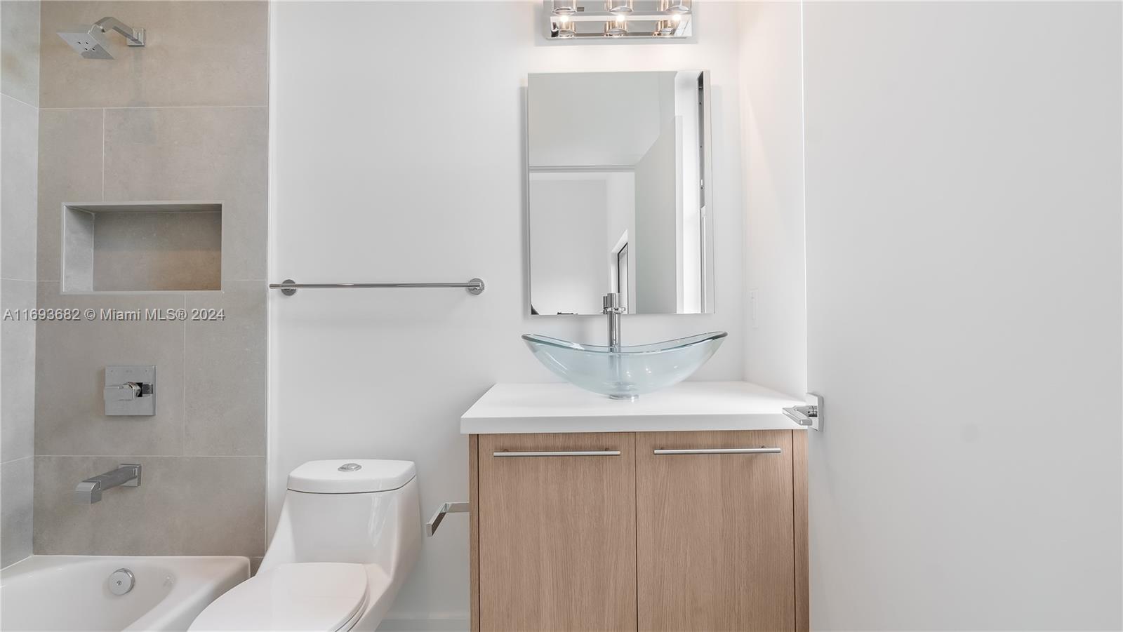 KOI PLAT - Residential