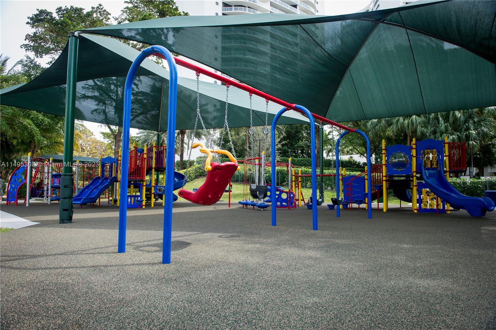 2600 ISL BLVD WILLIAMS IS - Residential