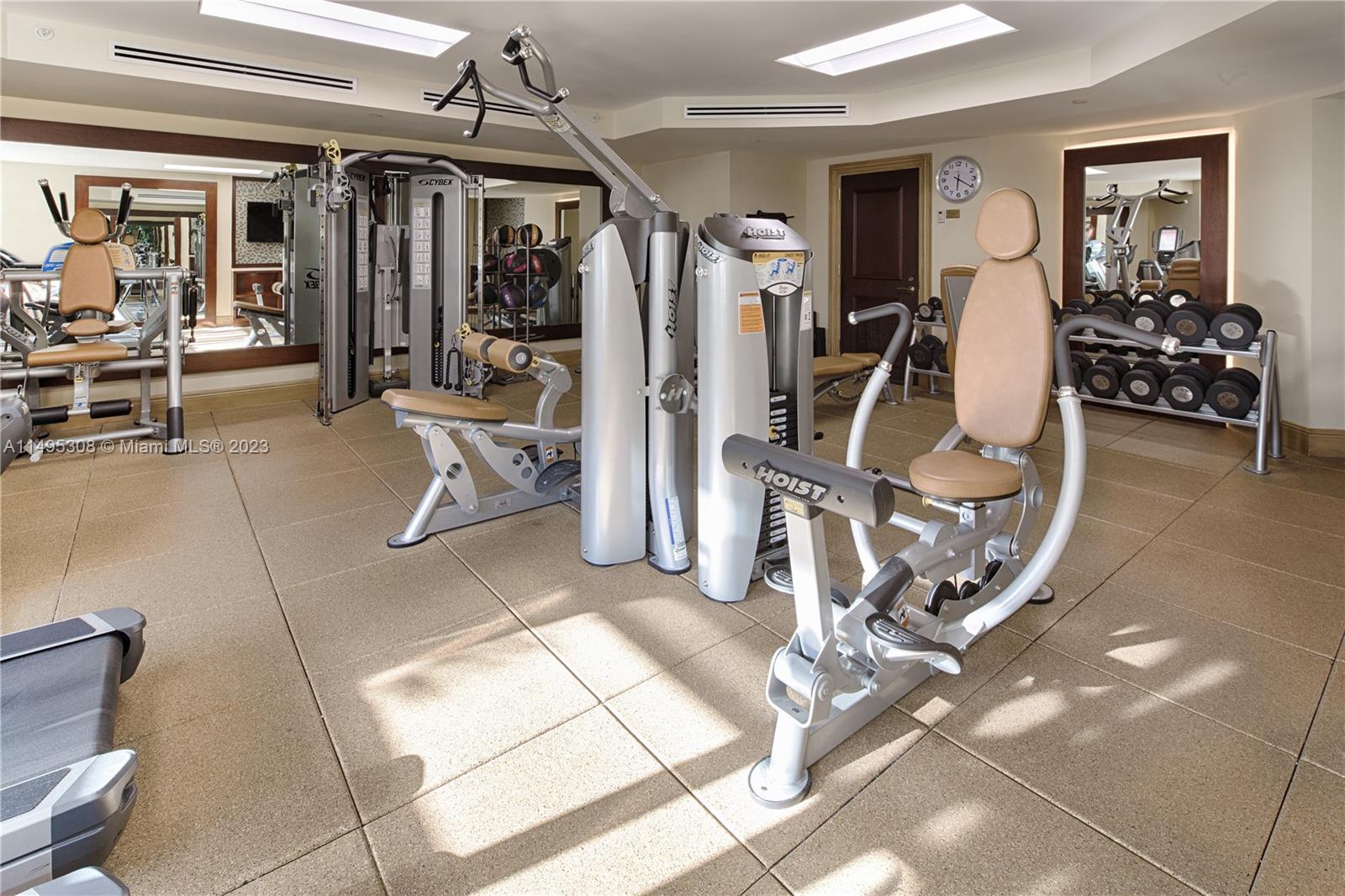 2600 ISL BLVD WILLIAMS IS - Residential