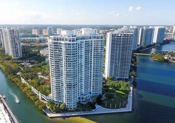 2600 ISL BLVD WILLIAMS IS - Residential