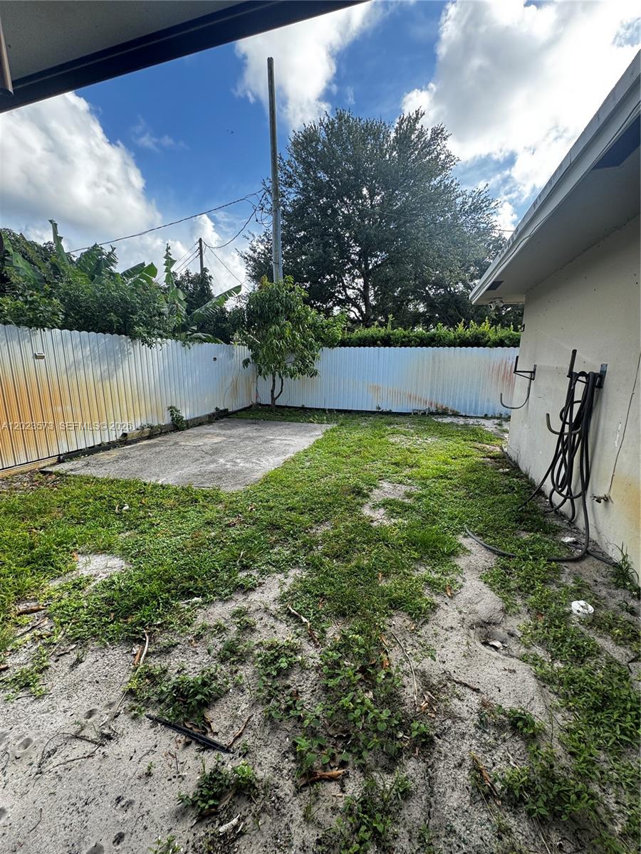 EAST PLANTATION ESTATES - Residential