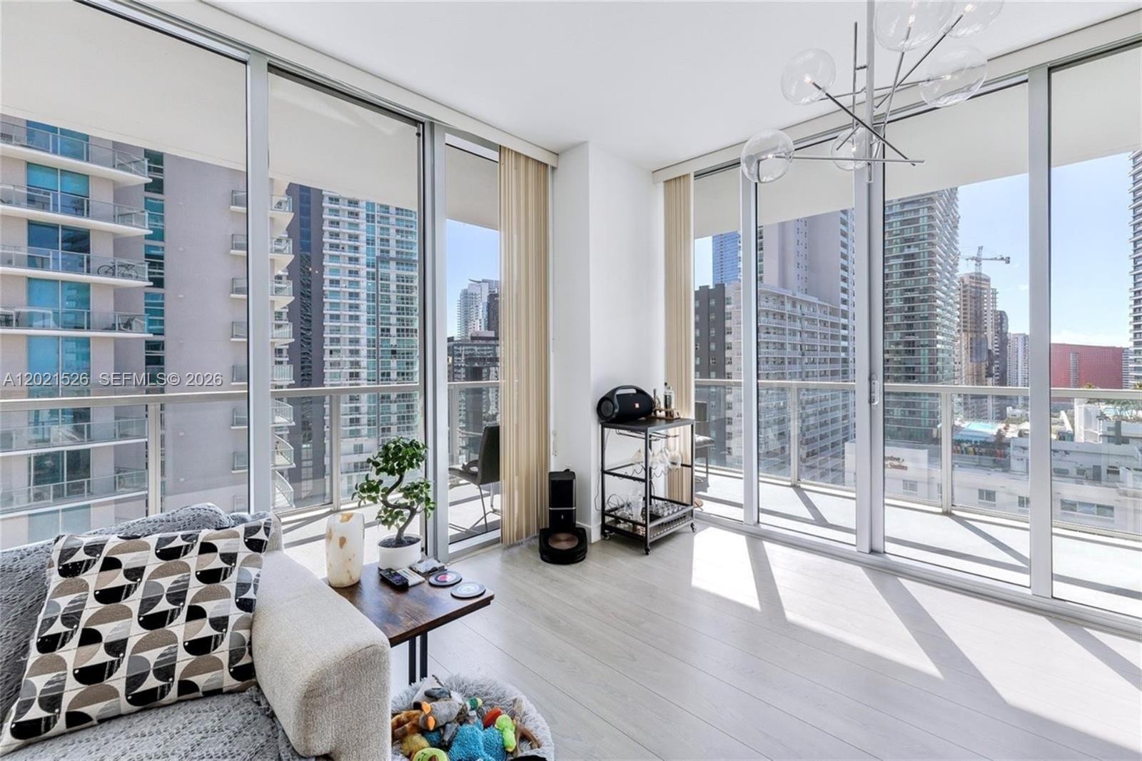 1111 SW 1st Ave 2319-N