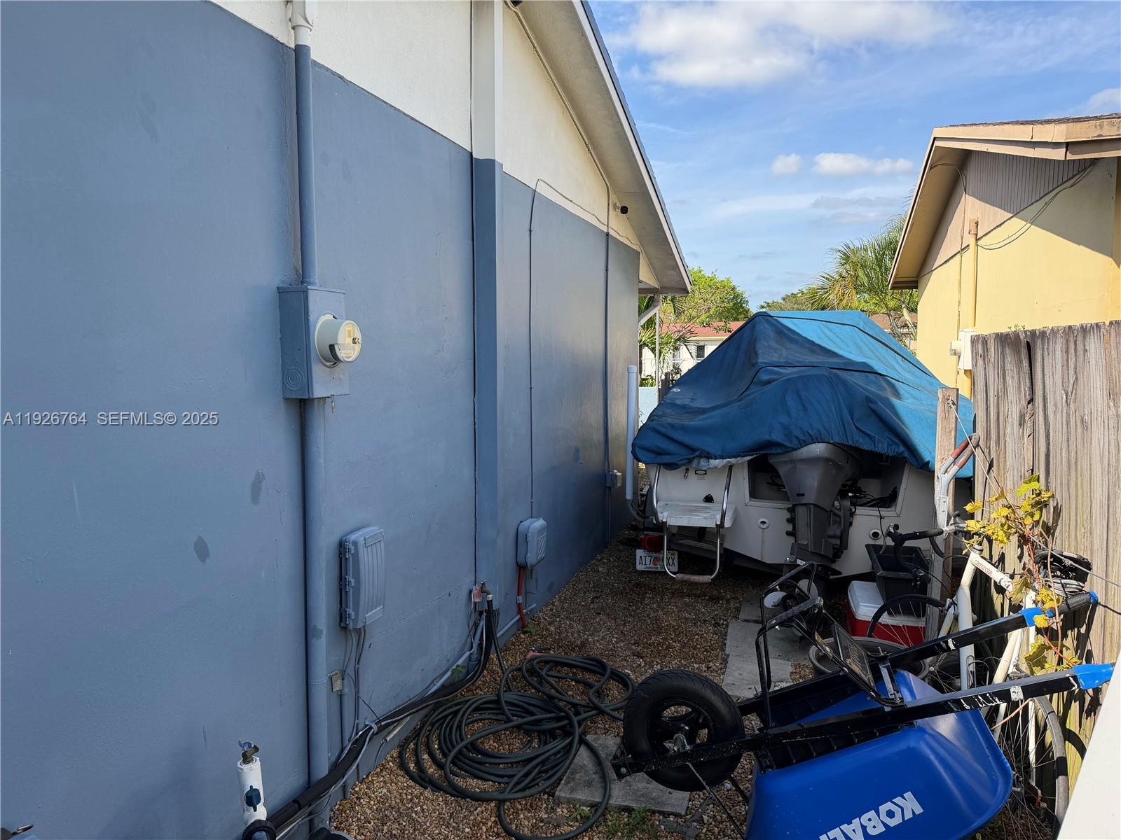 LESLIE ESTATES SEC 1 - Residential