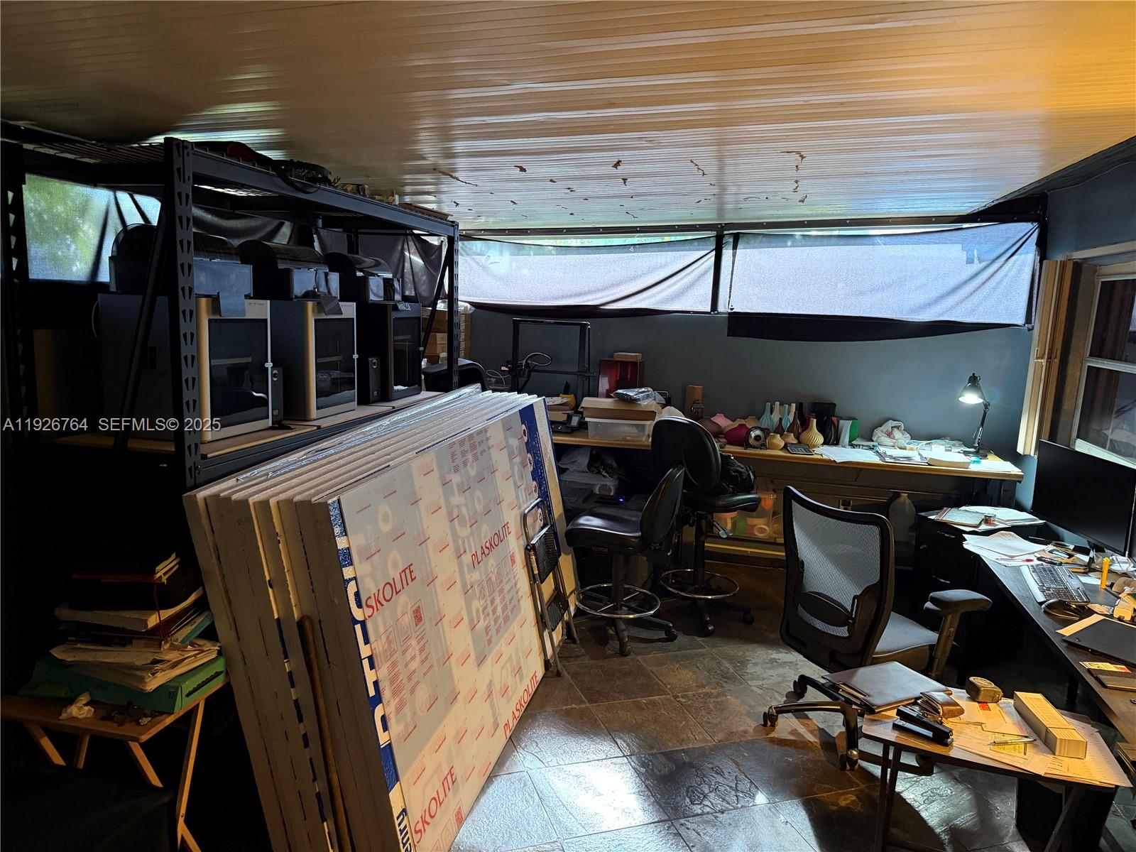 LESLIE ESTATES SEC 1 - Residential