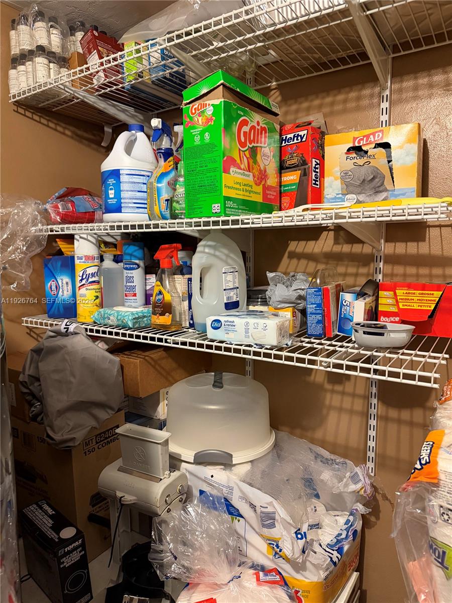 LESLIE ESTATES SEC 1 - Residential