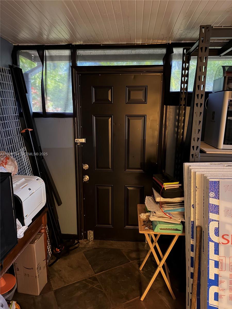 LESLIE ESTATES SEC 1 - Residential