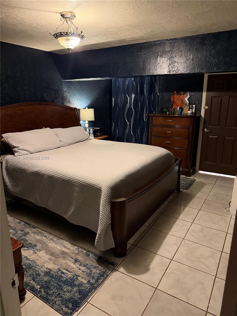 LESLIE ESTATES SEC 1 - Residential