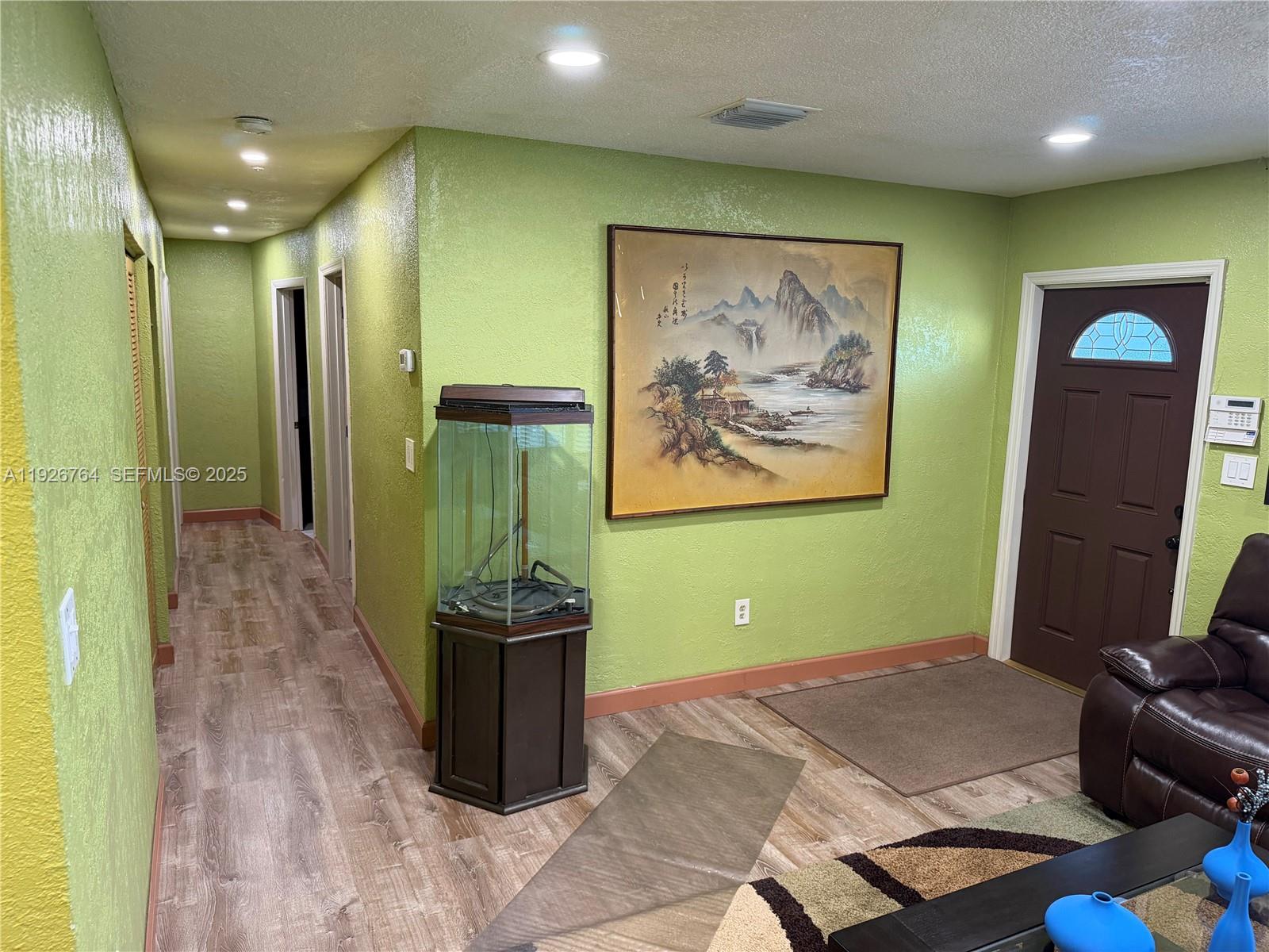 LESLIE ESTATES SEC 1 - Residential