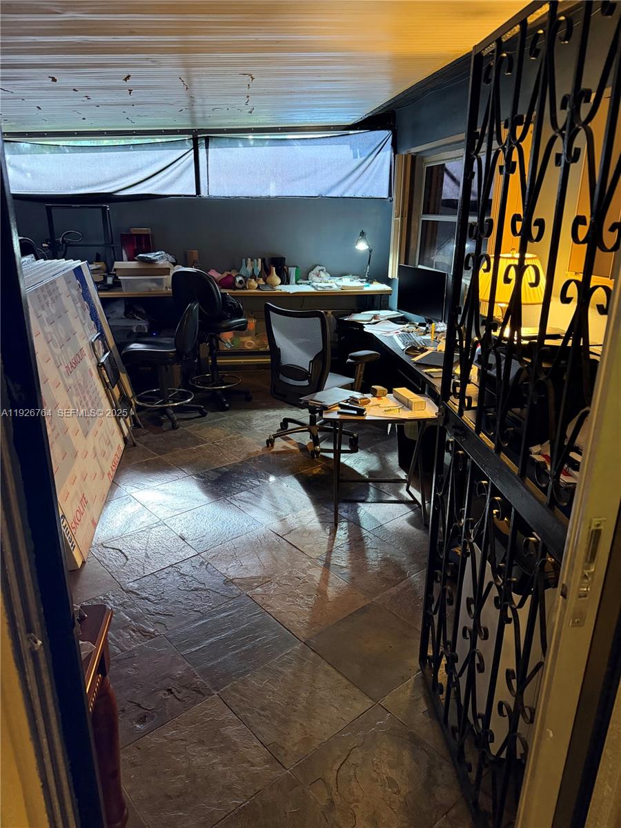 LESLIE ESTATES SEC 1 - Residential