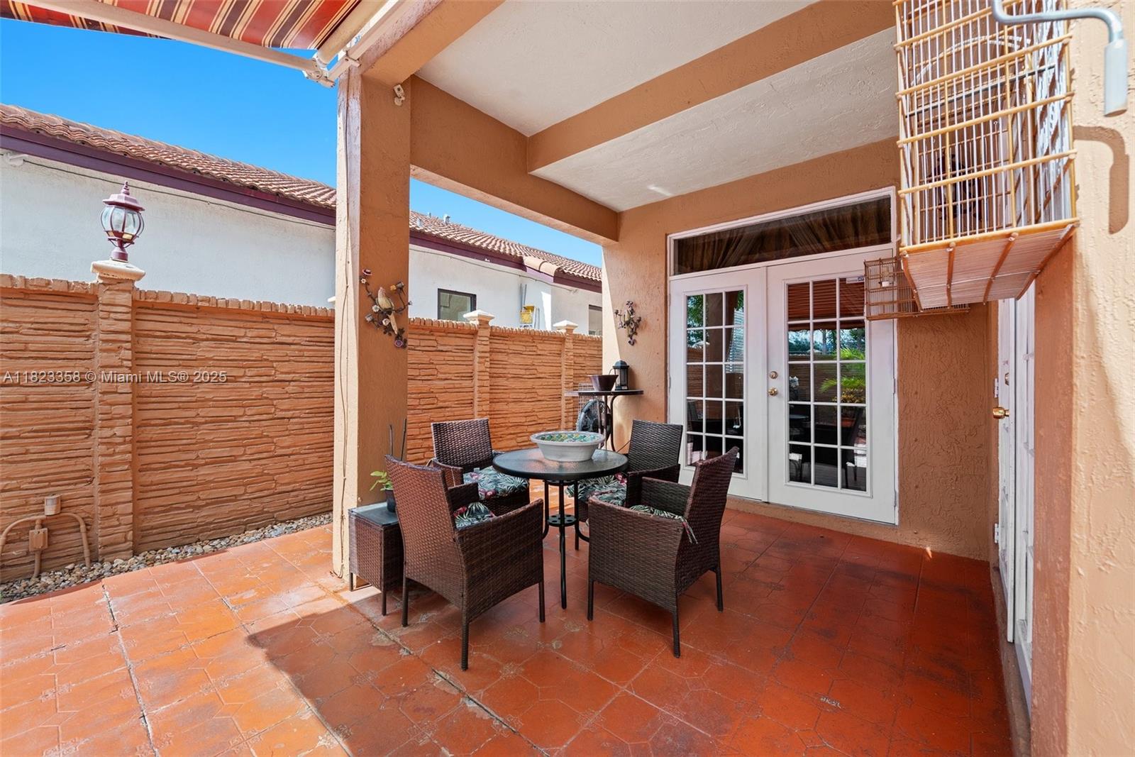 RIVIERA TRACE - Residential