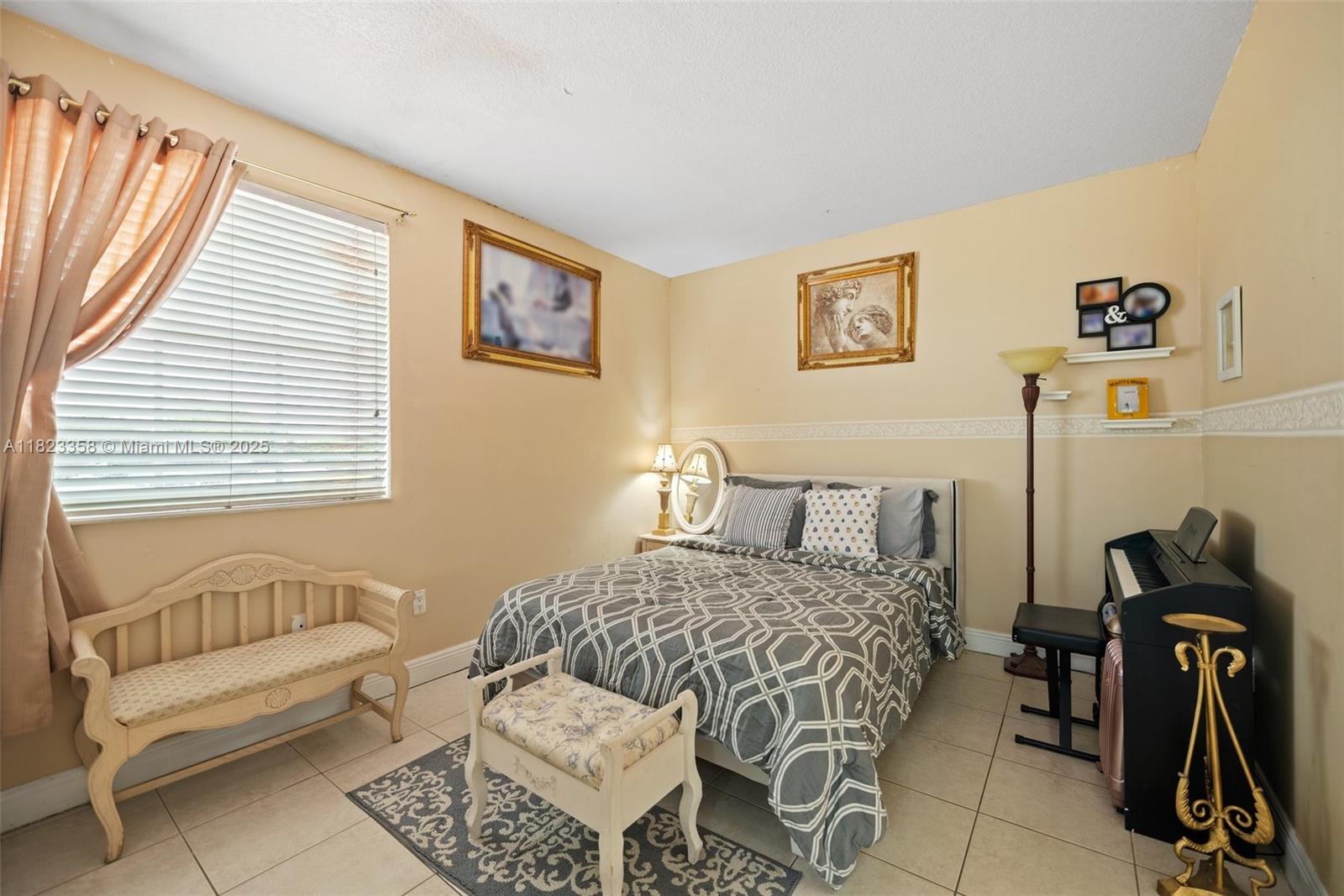 RIVIERA TRACE - Residential