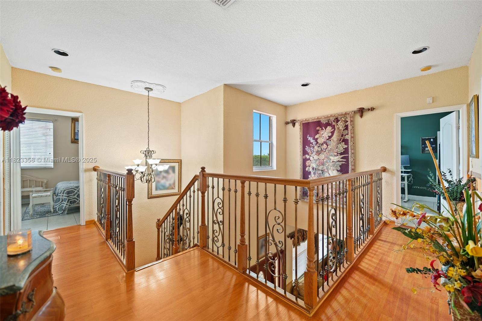 RIVIERA TRACE - Residential