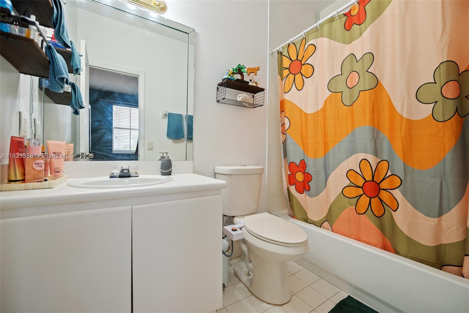 RIVIERA TRACE - Residential