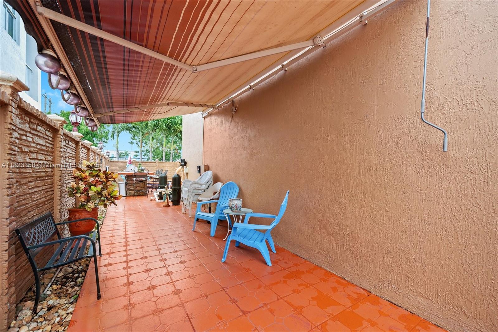 RIVIERA TRACE - Residential