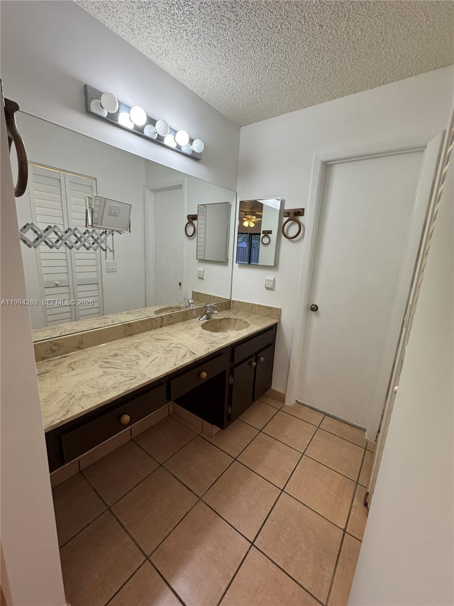 CROSSINGS SEC 4, THE - Residential