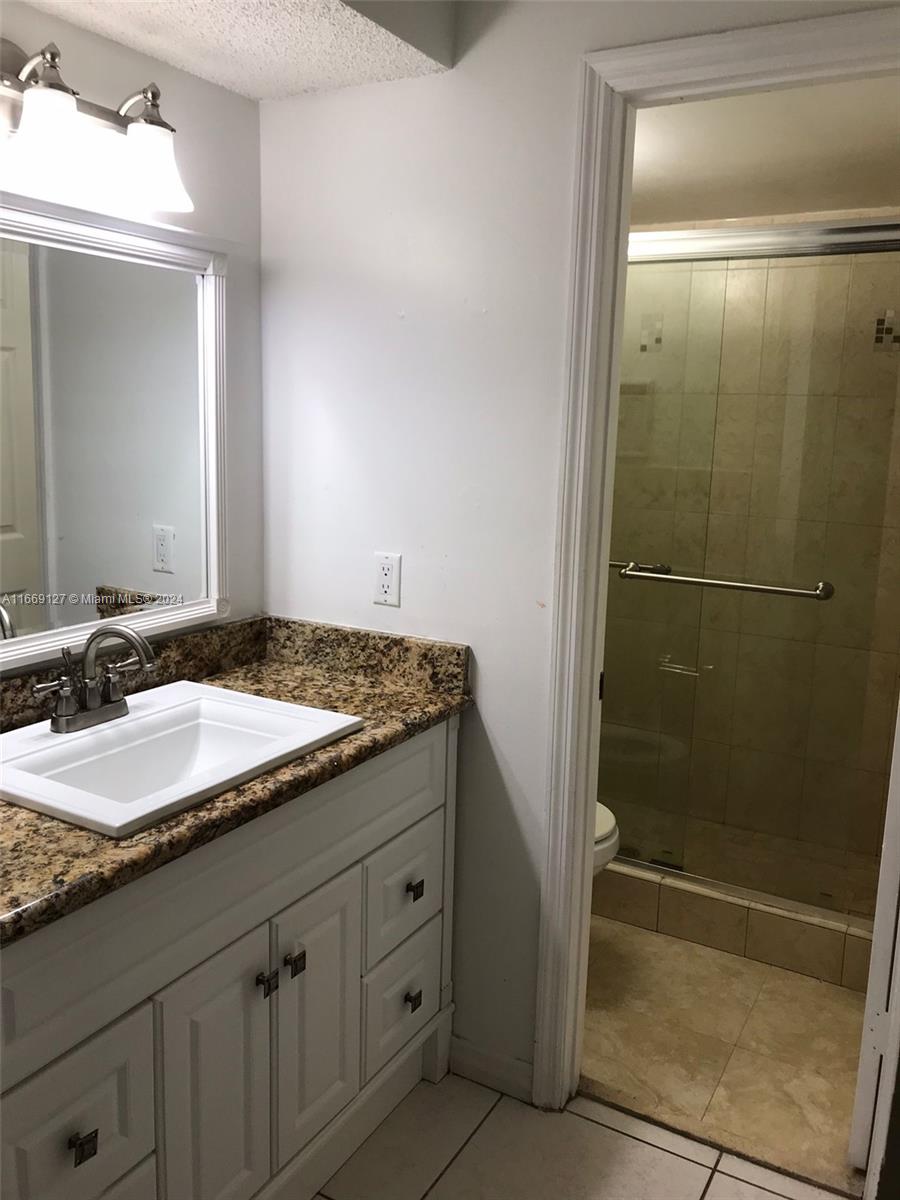 MONTEREY VILLAGE-ONE COND - Residential