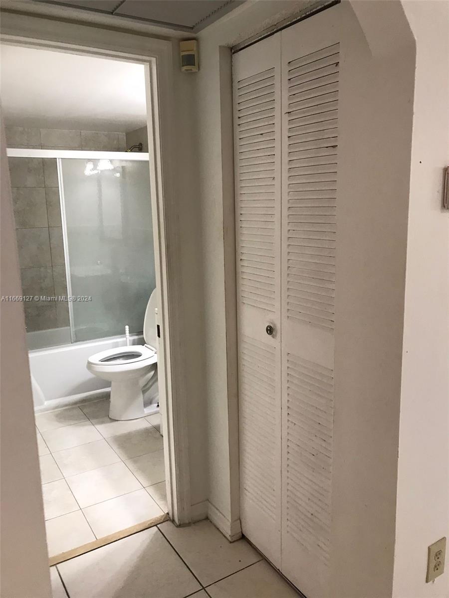 MONTEREY VILLAGE-ONE COND - Residential