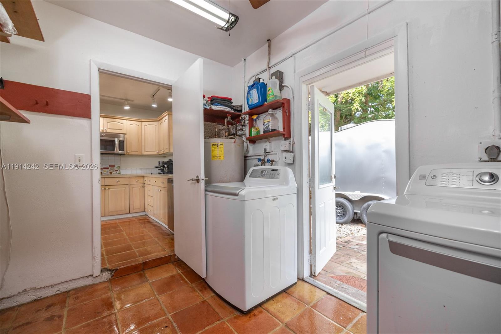 UNIVERSAL ESTATES SOUTH A - Residential