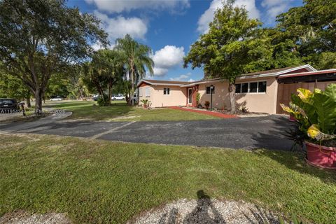 16305 SW 276th Ter Homestead FL 33031