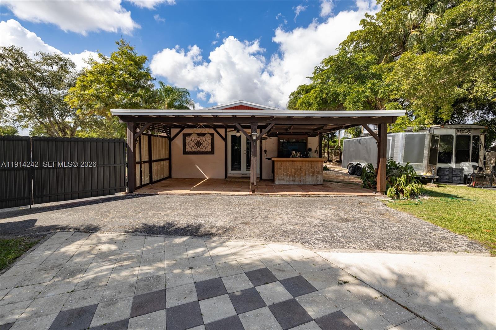 UNIVERSAL ESTATES SOUTH A - Residential