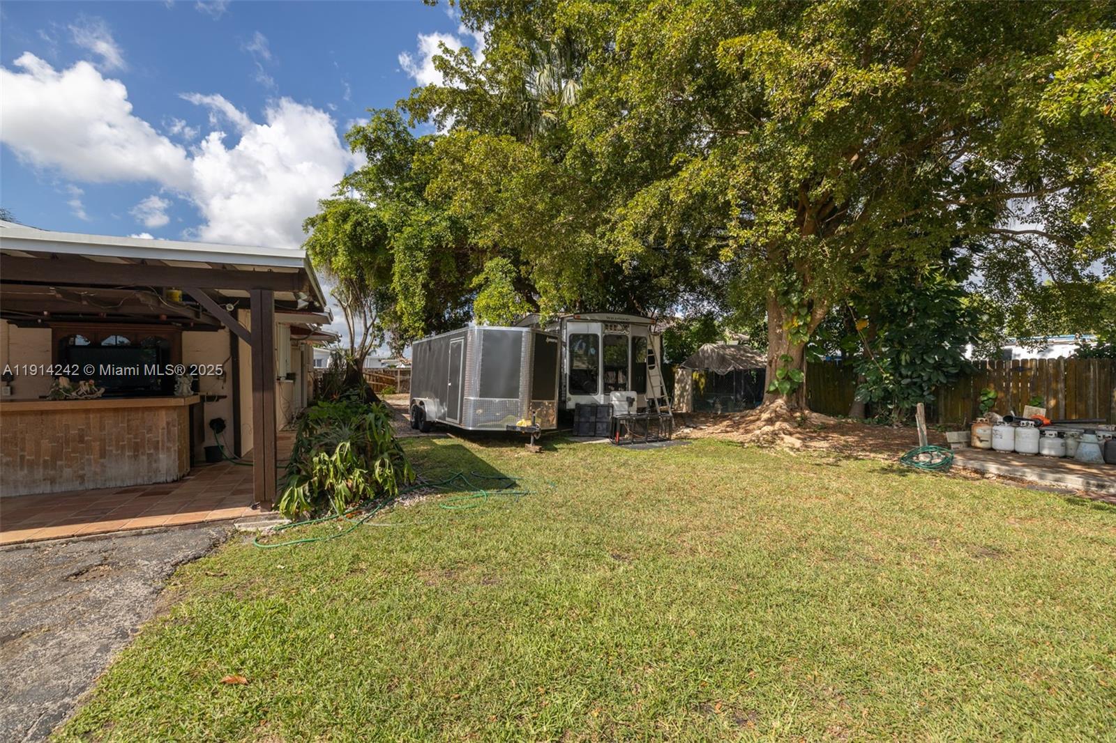 UNIVERSAL ESTATES SOUTH A - Residential