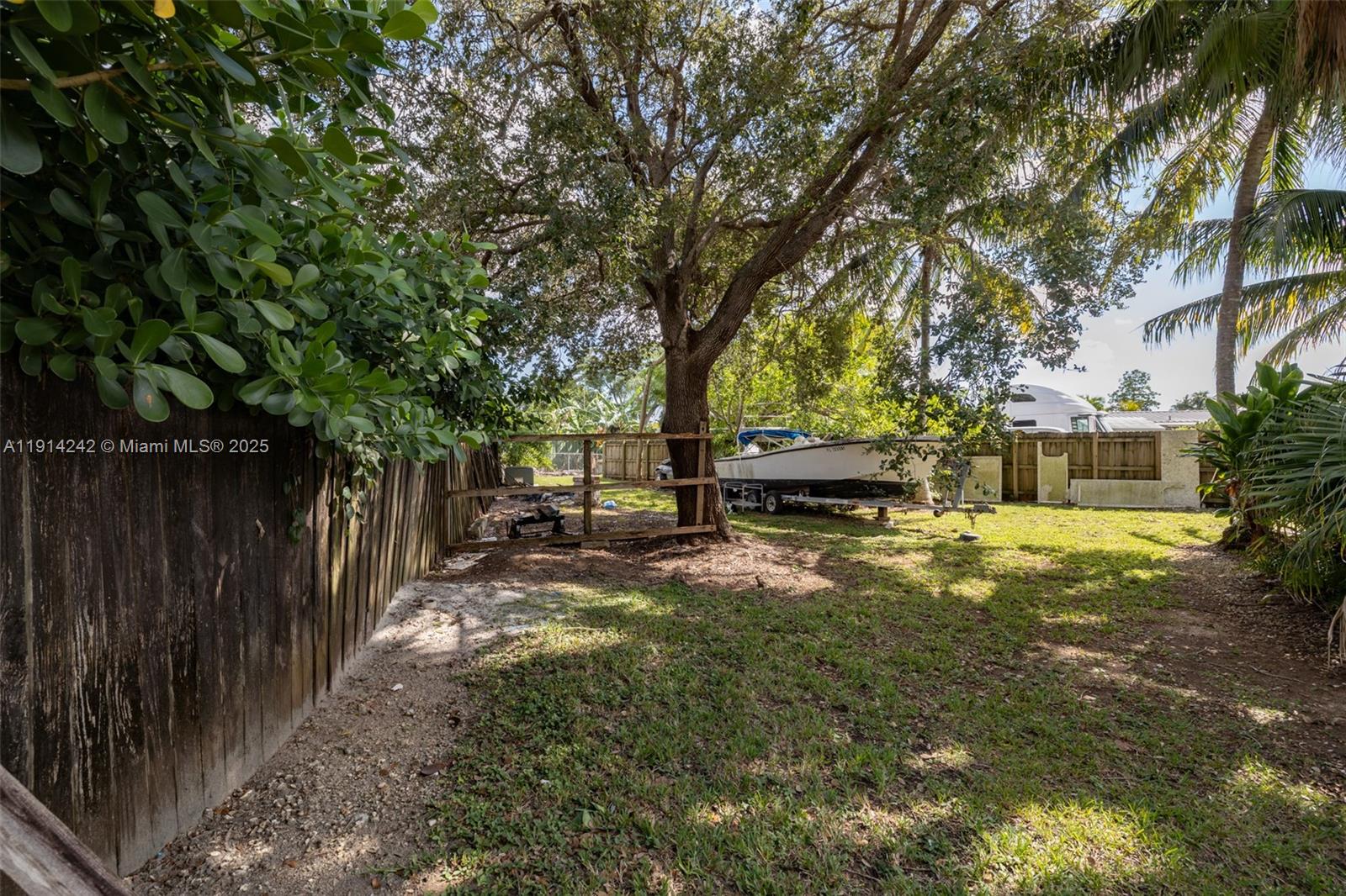 UNIVERSAL ESTATES SOUTH A - Residential