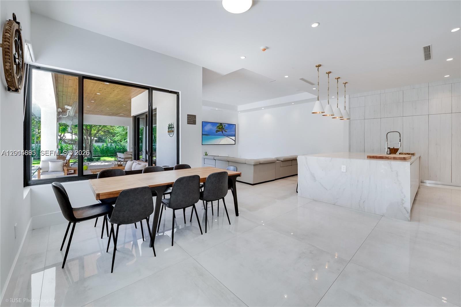 SUNILAND ESTATES 1ST ADDN - Residential