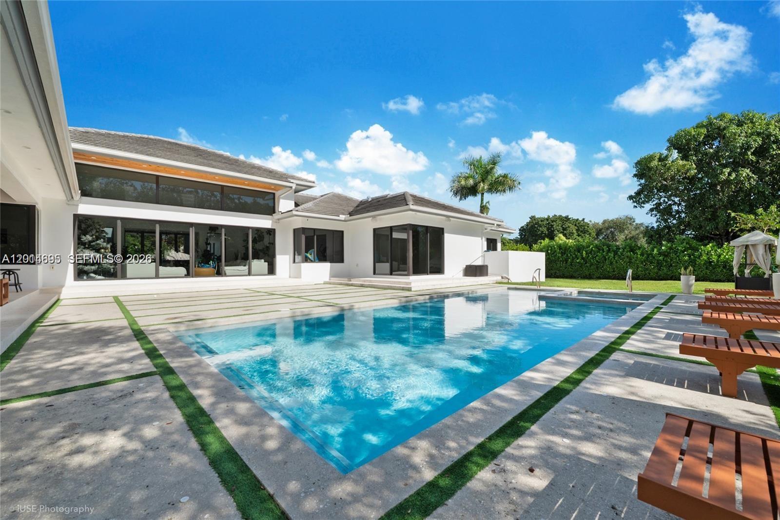 SUNILAND ESTATES 1ST ADDN - Residential