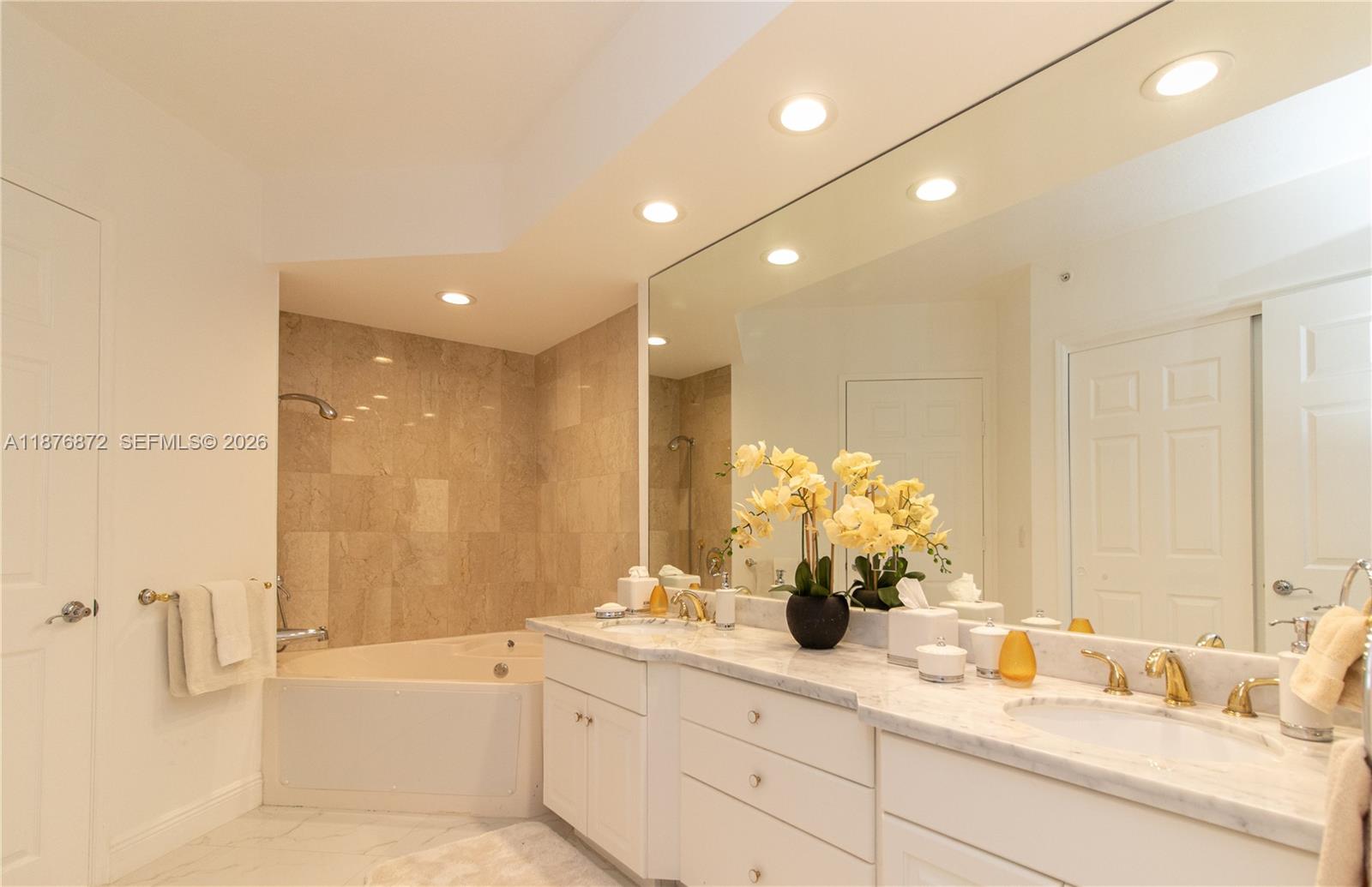 100 HIDDEN BAY CONDO - Residential