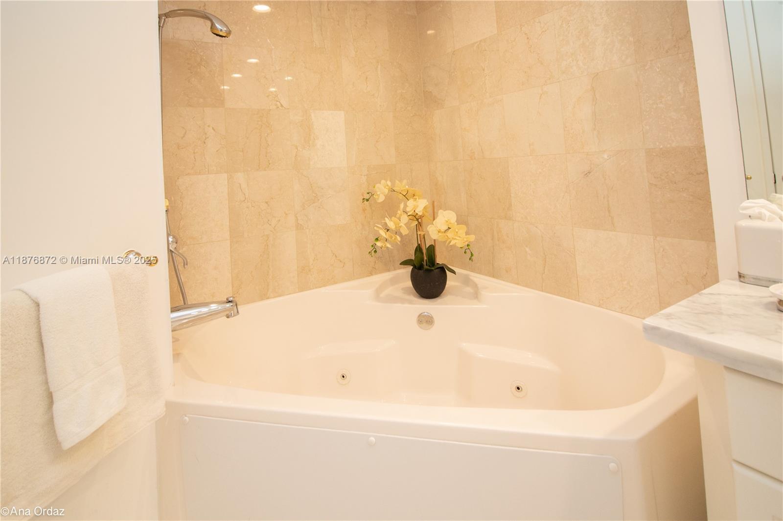 100 HIDDEN BAY CONDO - Residential