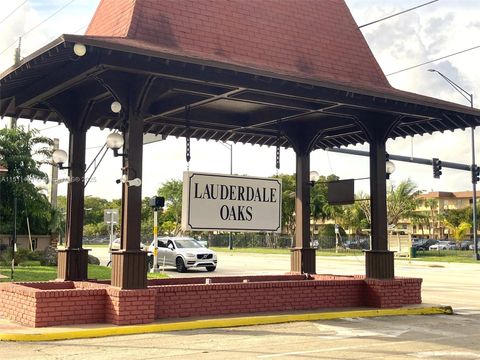 A home in Lauderdale Lakes