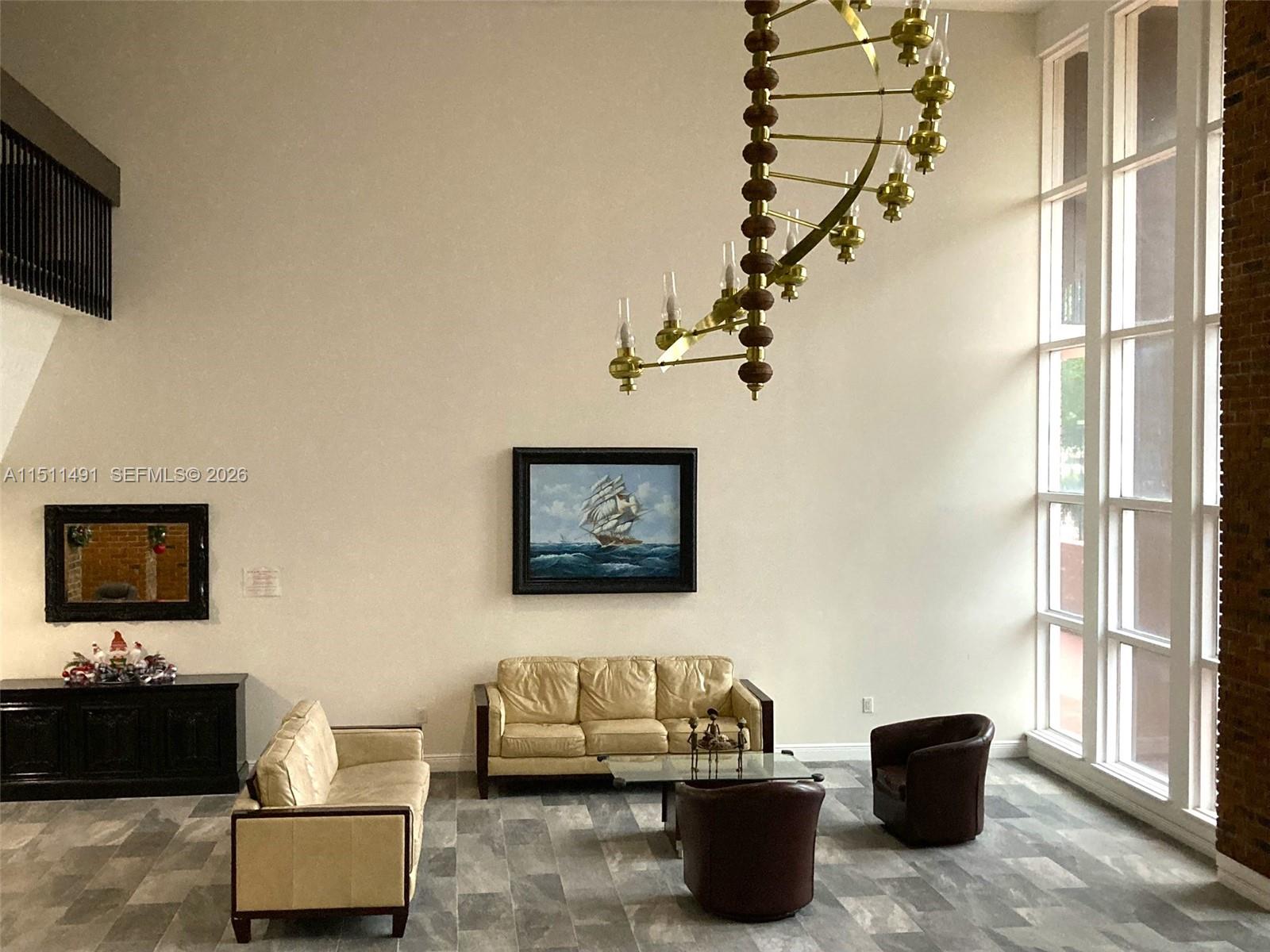 LAUDERDALE OAKS CONDO I - Residential