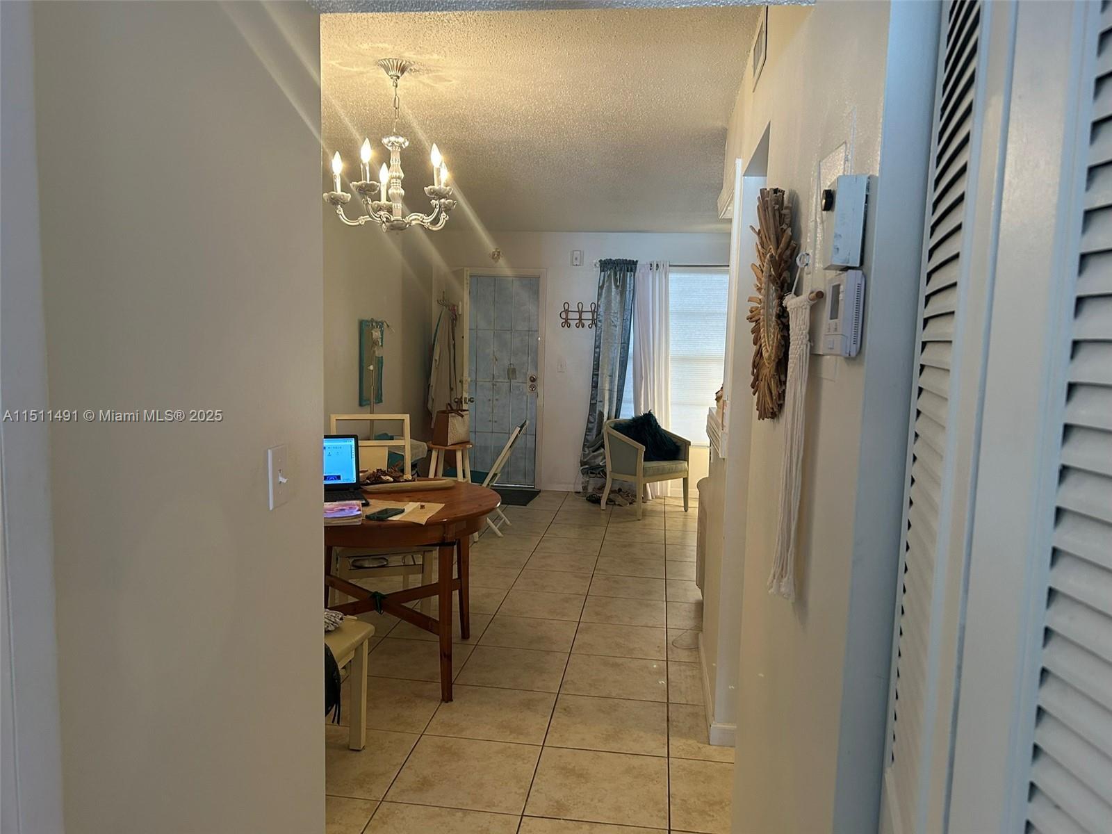 LAUDERDALE OAKS CONDO I - Residential