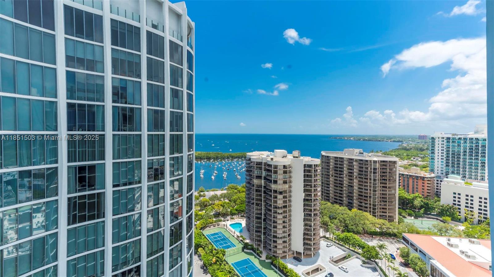2831 S Bayshore Dr 2204