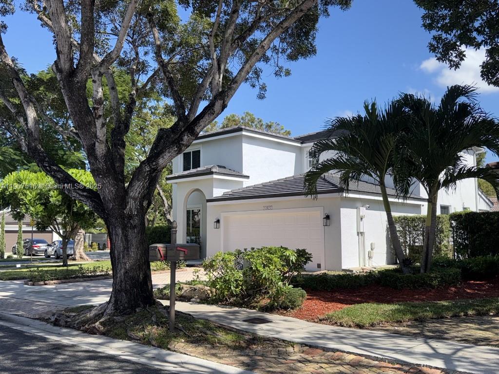 SIGNATURE GARDENS SUB - Residential