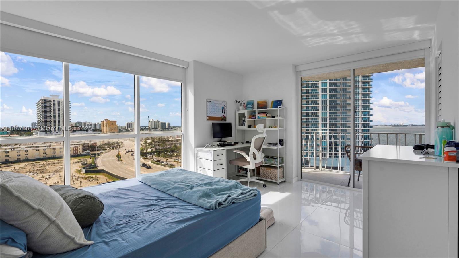 THE GRANDVIEW PALACE COND - Residential