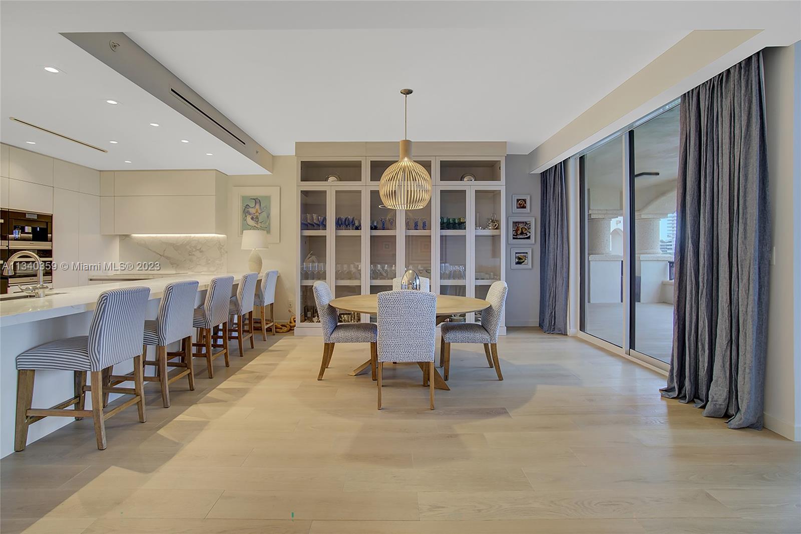 FISHER ISLAND - Residential