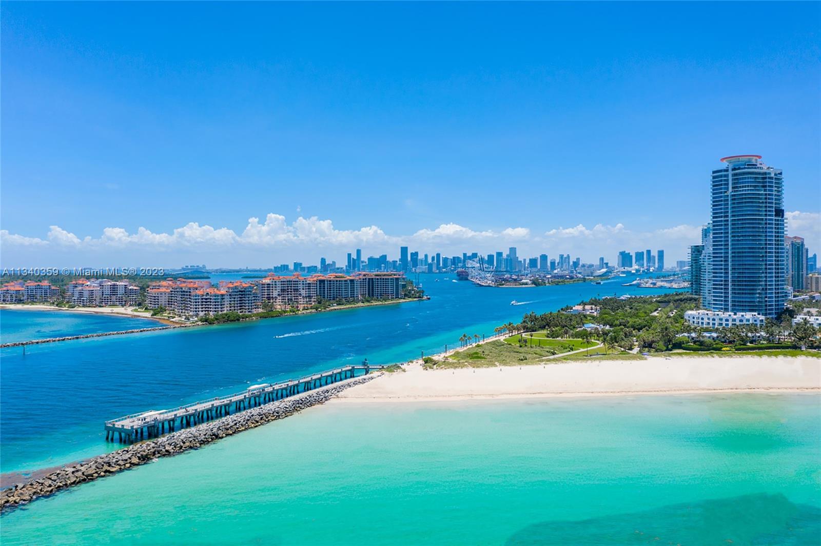 FISHER ISLAND - Residential