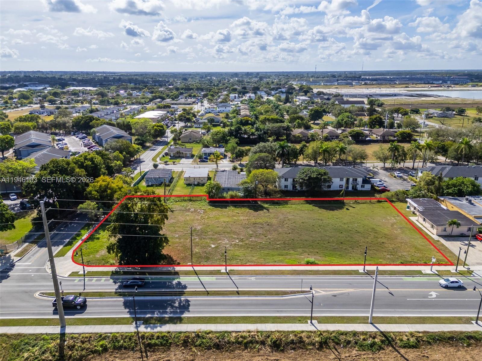 HOWARD PK 1ST ADDN - Land