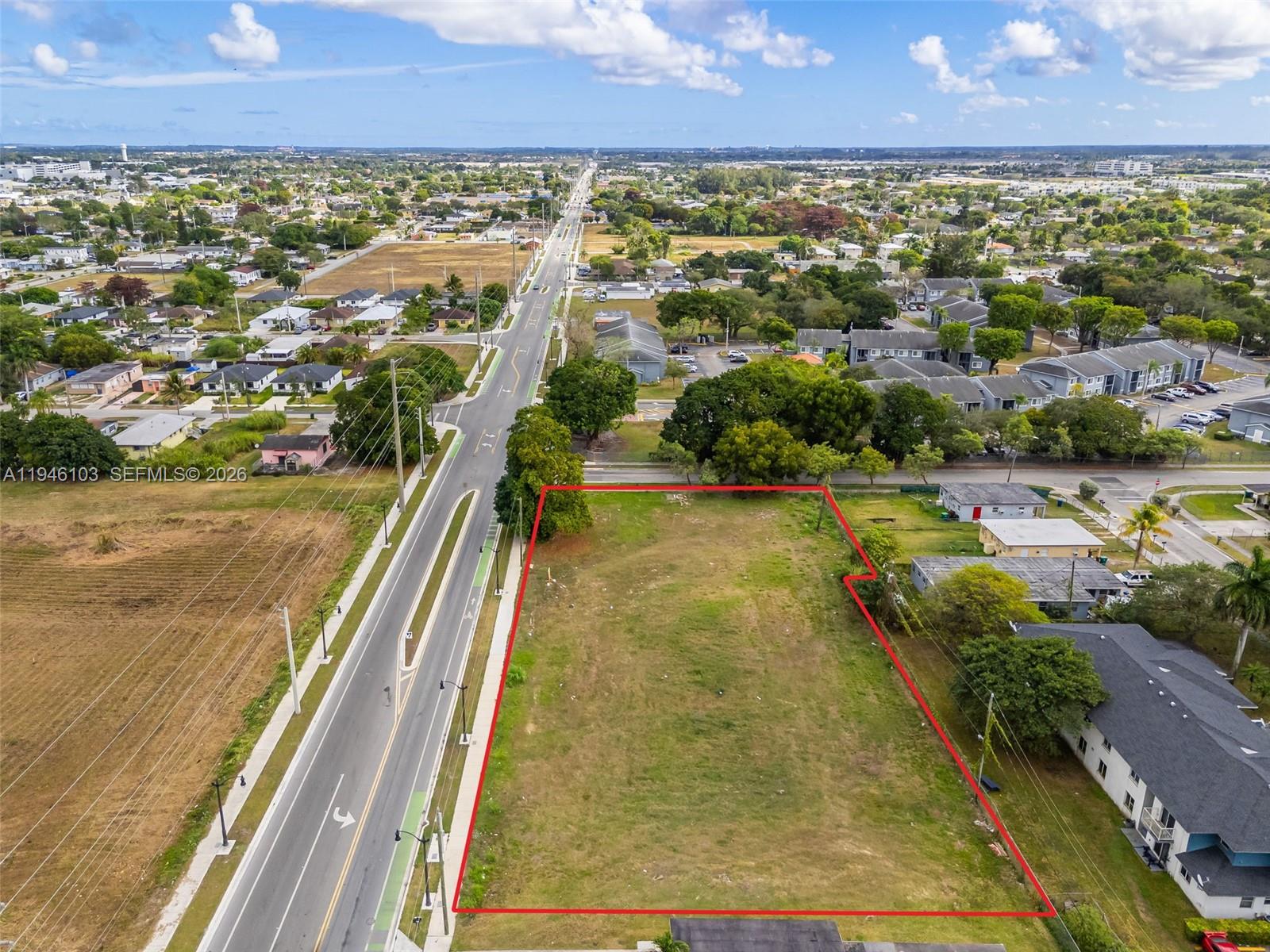 HOWARD PK 1ST ADDN - Land