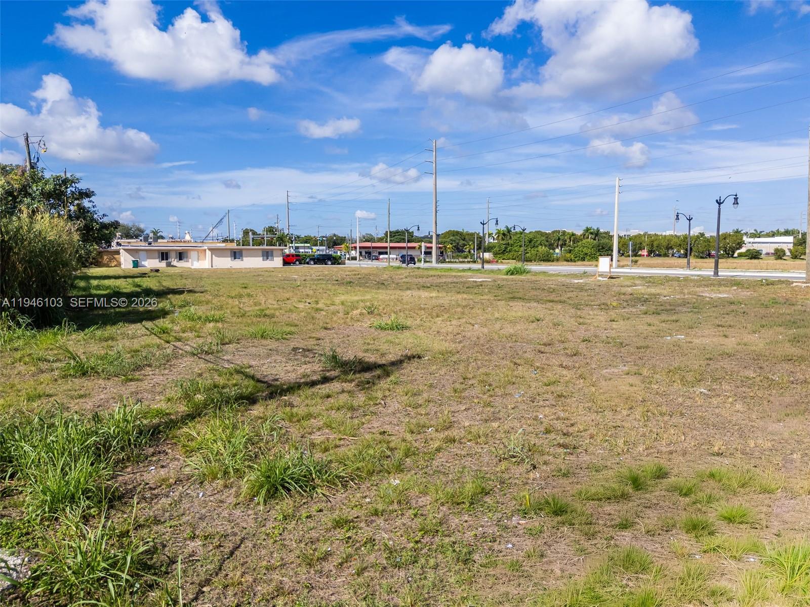 HOWARD PK 1ST ADDN - Land