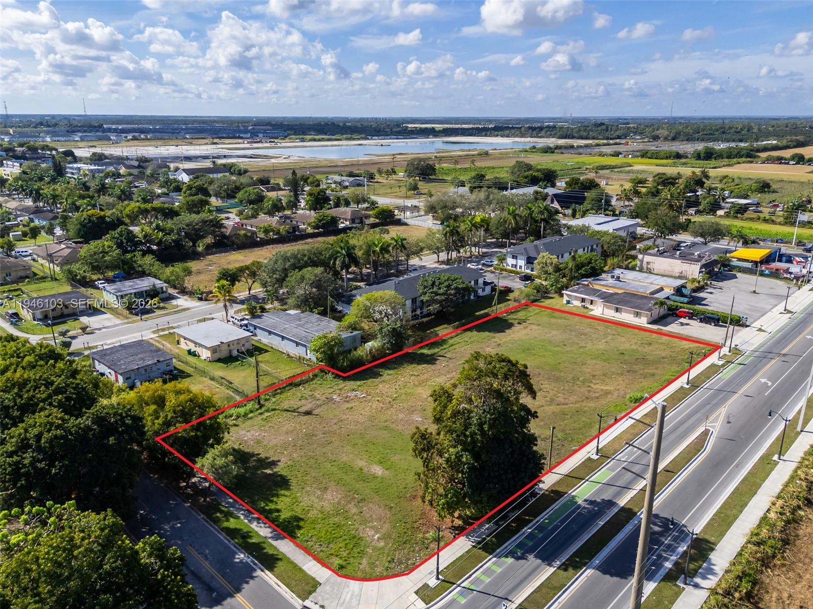 HOWARD PK 1ST ADDN - Land