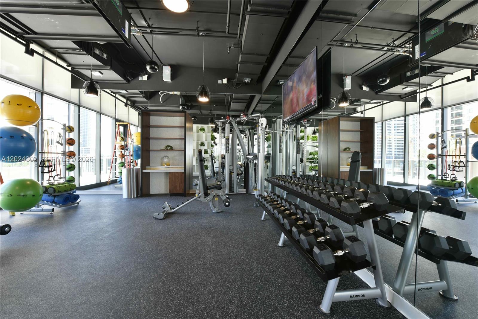 BRICKELL HEIGHTS EAST CON - Residential Lease